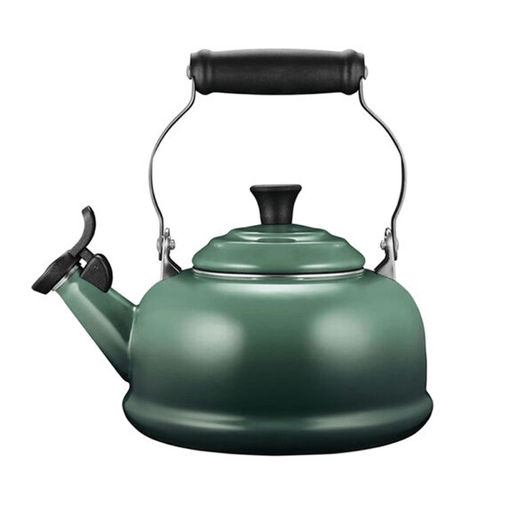 chaleira_com_apito_tradicional_le_creuset chaleira_com_apito_tradicional_le_creuset