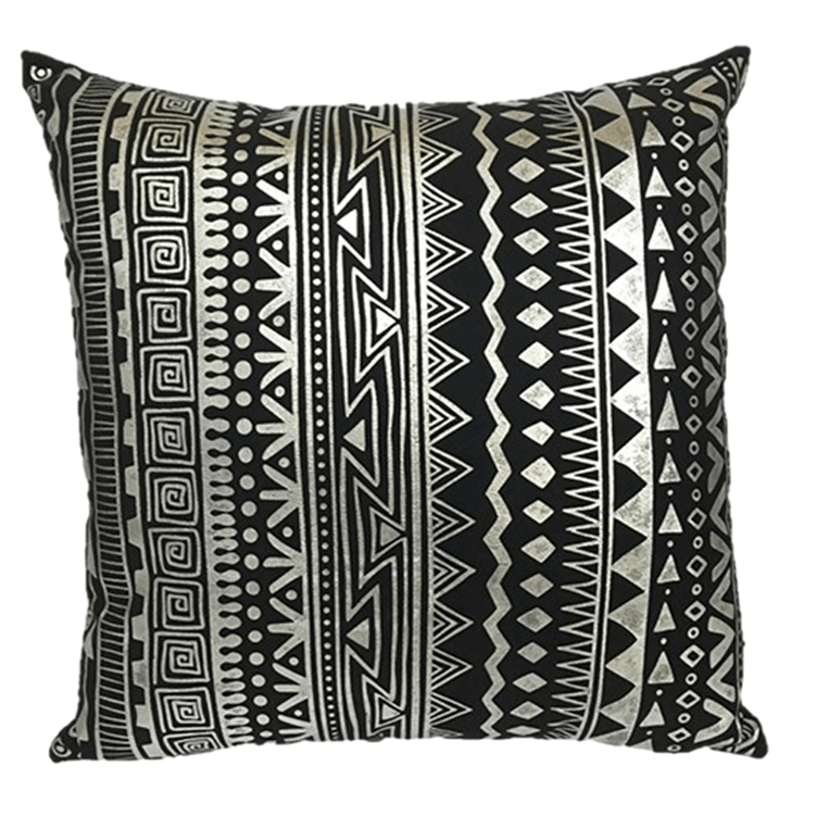 almofada_veludo_preto_aplicacao_foil_prata_52cm_decortextil_2 almofada_veludo_preto_aplicacao_foil_prata_52cm_decortextil_2