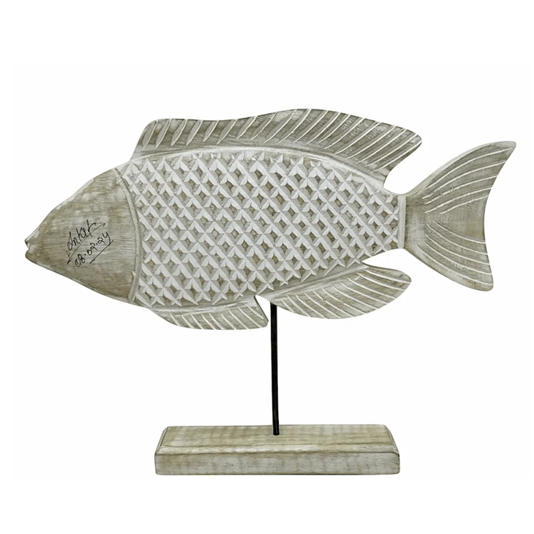 enfeite_peixe_com_base_madeira_branco_G_40x30cm_entrecasa enfeite_peixe_com_base_madeira_branco_G_40x30cm_entrecasa