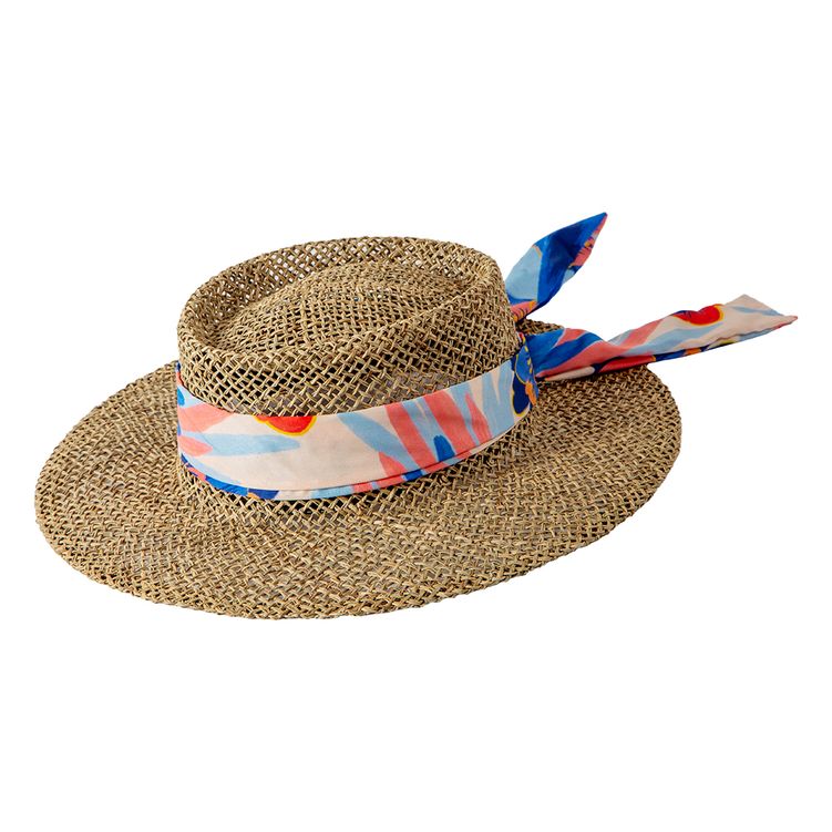 chapeu_arara_vangart.jpg chapeu_arara_vangart.jpg