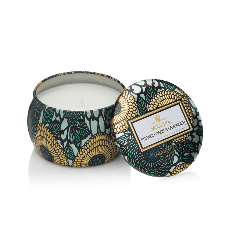 mini_vela_lata_relevo_french_cade_lavander_voluspa_46062_1.png mini_vela_lata_relevo_french_cade_lavander_voluspa_46062_1.png