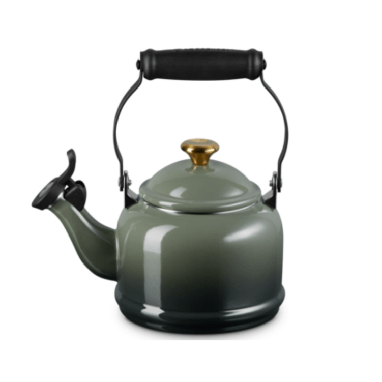 Chaleira-Demi-Com-Apito-Thyme-1.1-Litro---Le-Creuset Chaleira-Demi-Com-Apito-Thyme-1.1-Litro---Le-Creuset