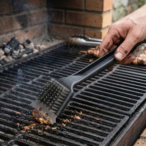 ESCOVA_LIMPA_GRELHA_2_EM_1_TUUT--4-